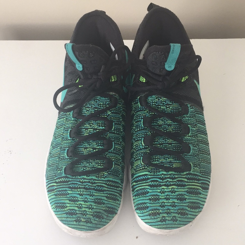 Nike kd sneakers